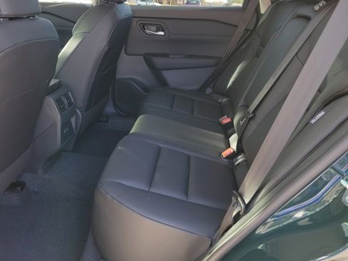 New 2026 Nissan Rogue SV image 7