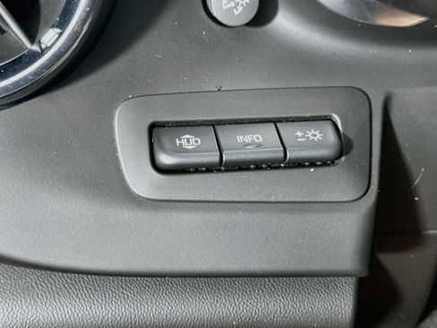Used 2022 Chevrolet Camaro SS RWD image 17