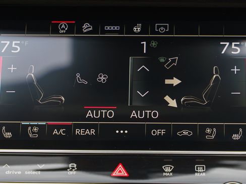 Used 2026 Audi Q7 3.0T Premium Plus w/ Premium Plus Package AWD/4WD image 12