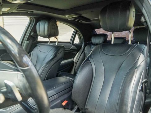 Used 2017 Mercedes-Benz S 550 4MATIC Sedan image 43
