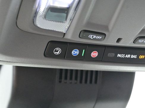 Used 2024 GMC Sierra 1500 Elevation AWD/4WD image 26