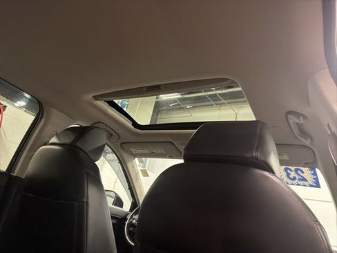 Used 2023 Honda CR-V EX-L image 26