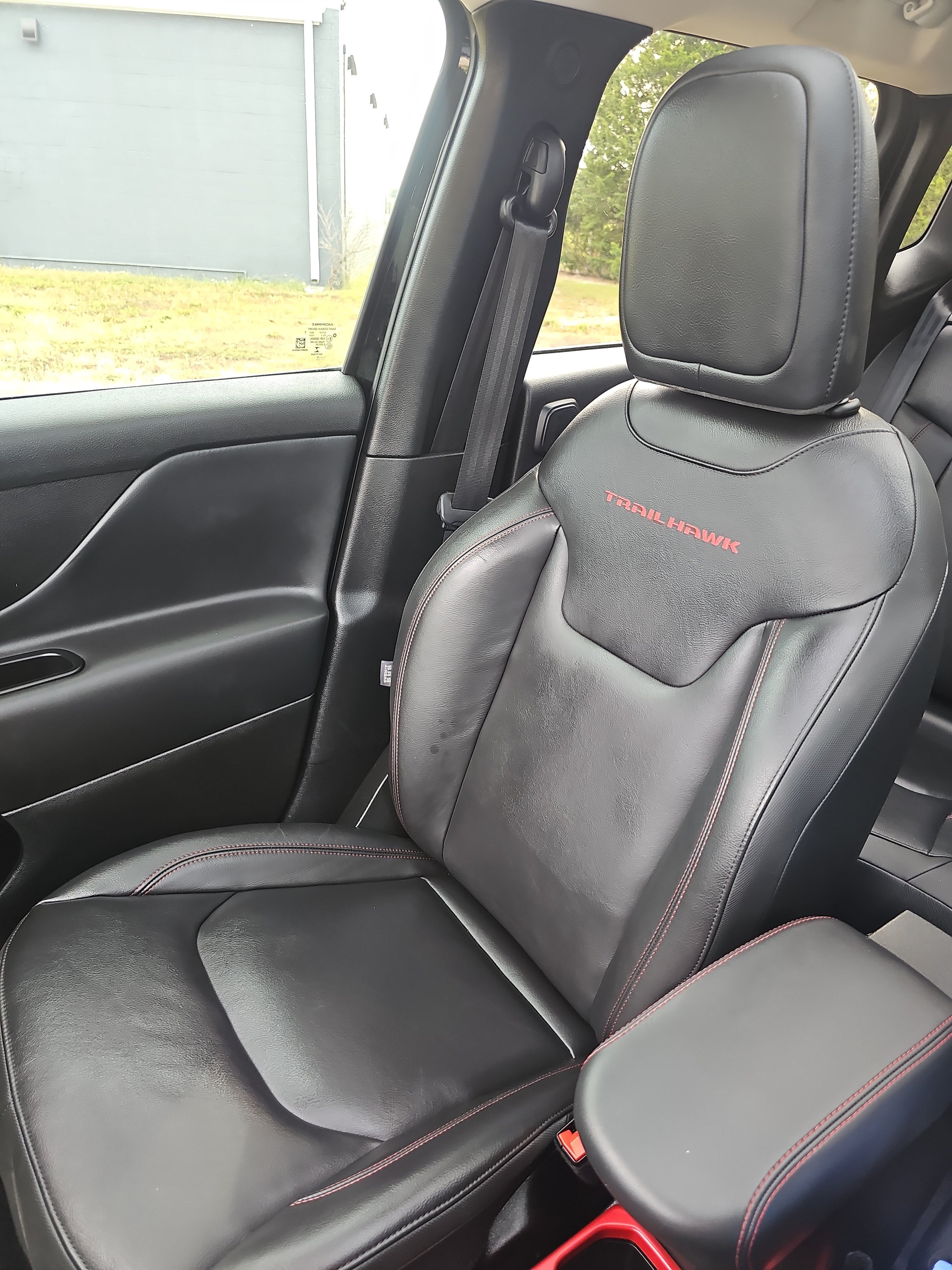 Used 2022 Jeep Renegade Trailhawk w/ Sun/Sound Group AWD/4WD image 33