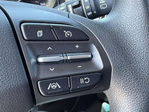 Used 2023 Hyundai Kona SEL AWD/4WD image 19
