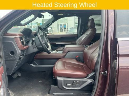 Used 2024 Ford Expedition Limited AWD/4WD image 7