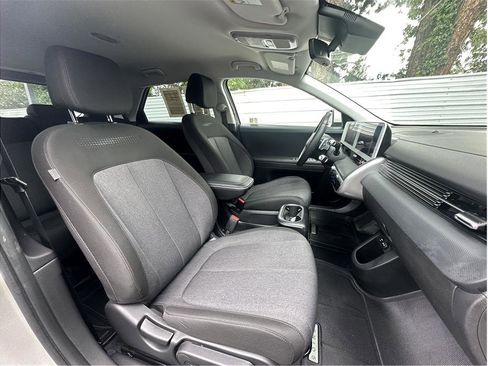 Used 2024 Hyundai Ioniq 5 SEL AWD/4WD image 15