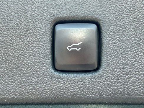 Used 2023 Ford Escape ST-Line AWD/4WD image 31
