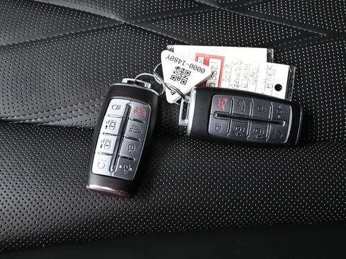 Used 2023 Genesis Electrified G80 image 34