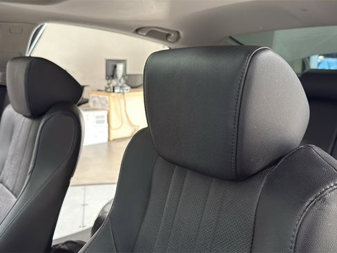 Used 2020 Honda Accord Touring image 13