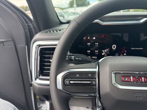 New 2026 GMC Canyon Elevation w/ Convenience Package image 16