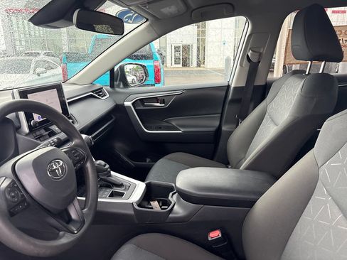 Certified 2025 Toyota RAV4 XLE AWD/4WD image 8