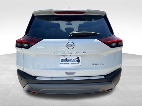 Used 2023 Nissan Rogue SV AWD/4WD image 3