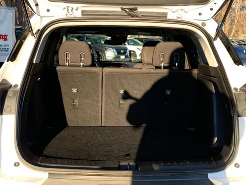 Used 2025 Chevrolet TrailBlazer LT w/ Driver Confidence Package image 29