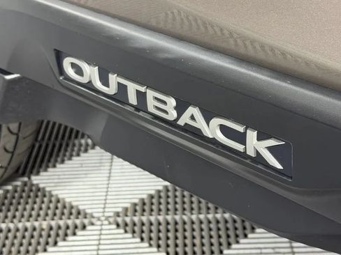 Used 2024 Subaru Outback Limited AWD/4WD image 40