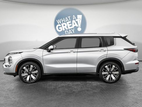 New 2026 Mitsubishi Outlander Ralliart image 3