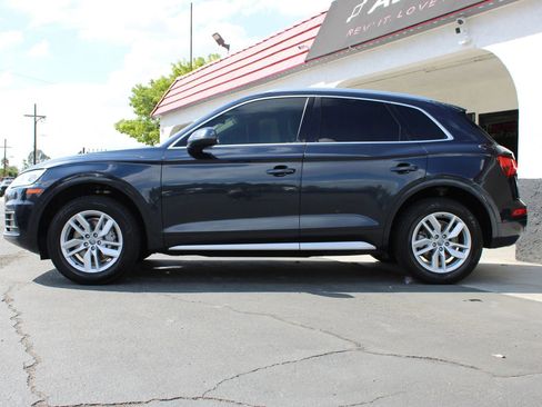 Used 2020 Audi Q5 2.0T Premium image 3