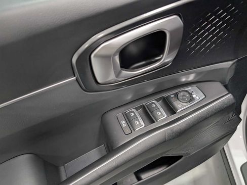Certified 2025 Kia Sorento S AWD/4WD image 41