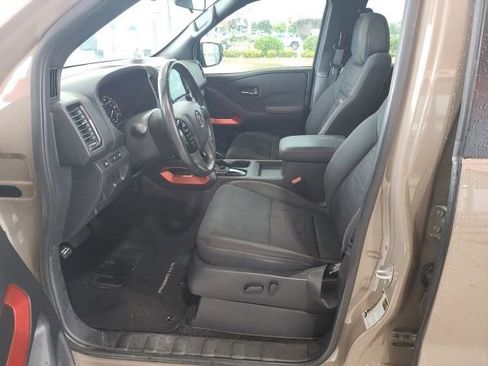 Used 2022 Nissan Frontier Pro-X RWD image 11
