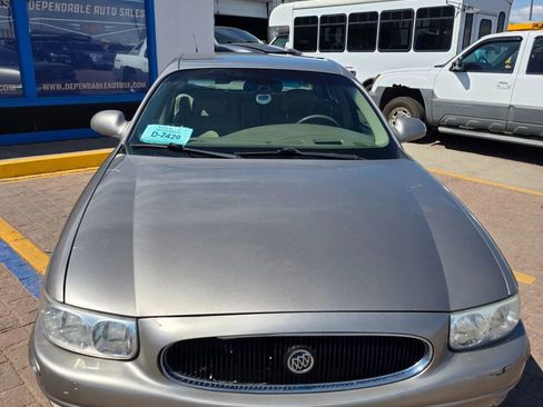 Used 2004 Buick Le Sabre Limited w/ Celebration Edition Package FWD image 2