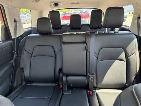 Certified 2025 Nissan Pathfinder SL AWD/4WD image 19