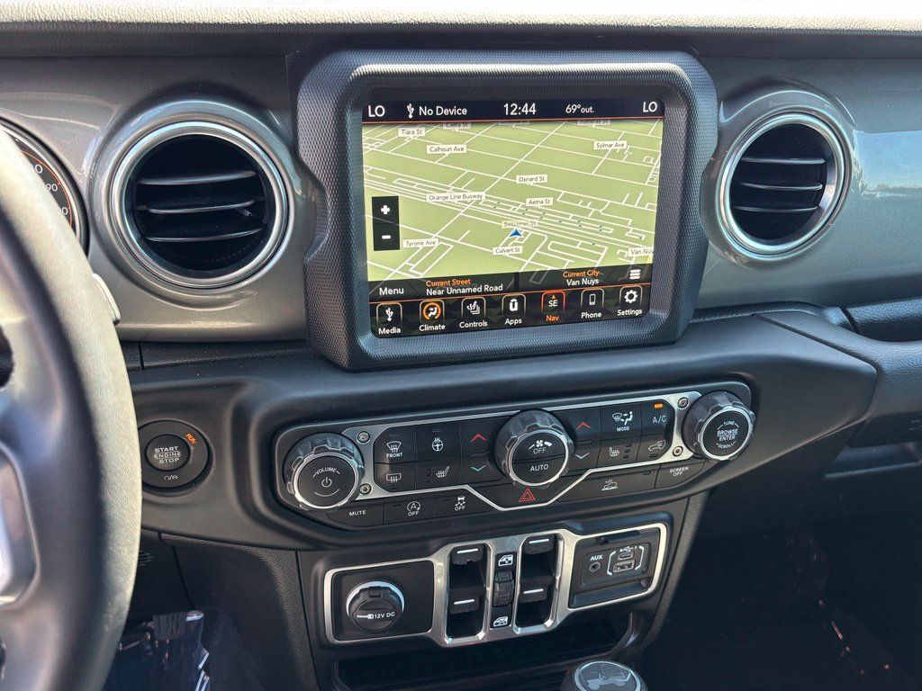 Certified 2023 Jeep Wrangler Unlimited Sahara w/ Cold Weather Group AWD/4WD image 15