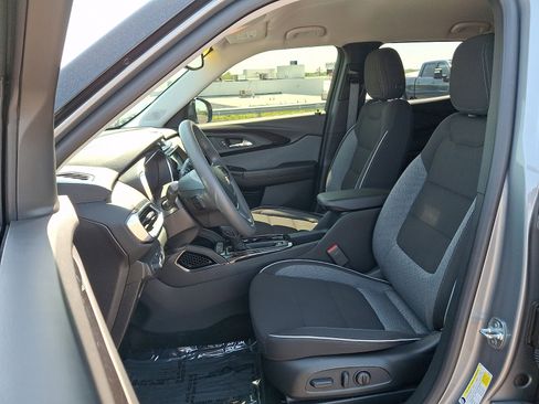 Certified 2023 Chevrolet TrailBlazer LT w/ Convenience Package AWD/4WD image 13