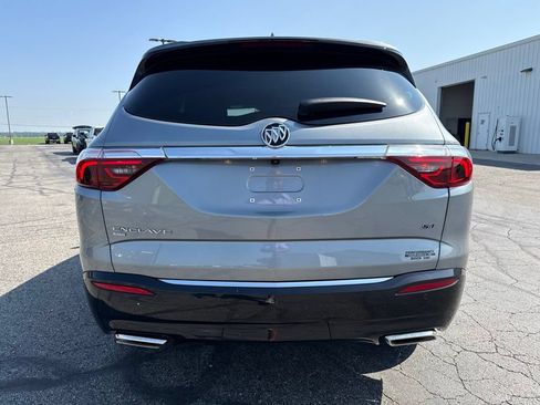 Used 2024 Buick Enclave Essence w/ Experience Buick Package AWD/4WD image 8