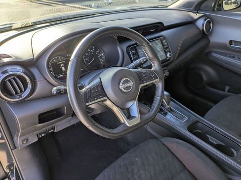 Used 2022 Nissan Kicks SR w/ Interior Electronics Package image 13