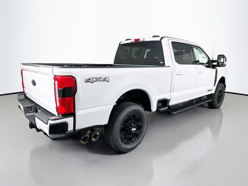 New 2026 Ford F250 Lariat w/ Black Appearance Package image 7