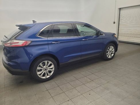Used 2023 Ford Edge Titanium image 10