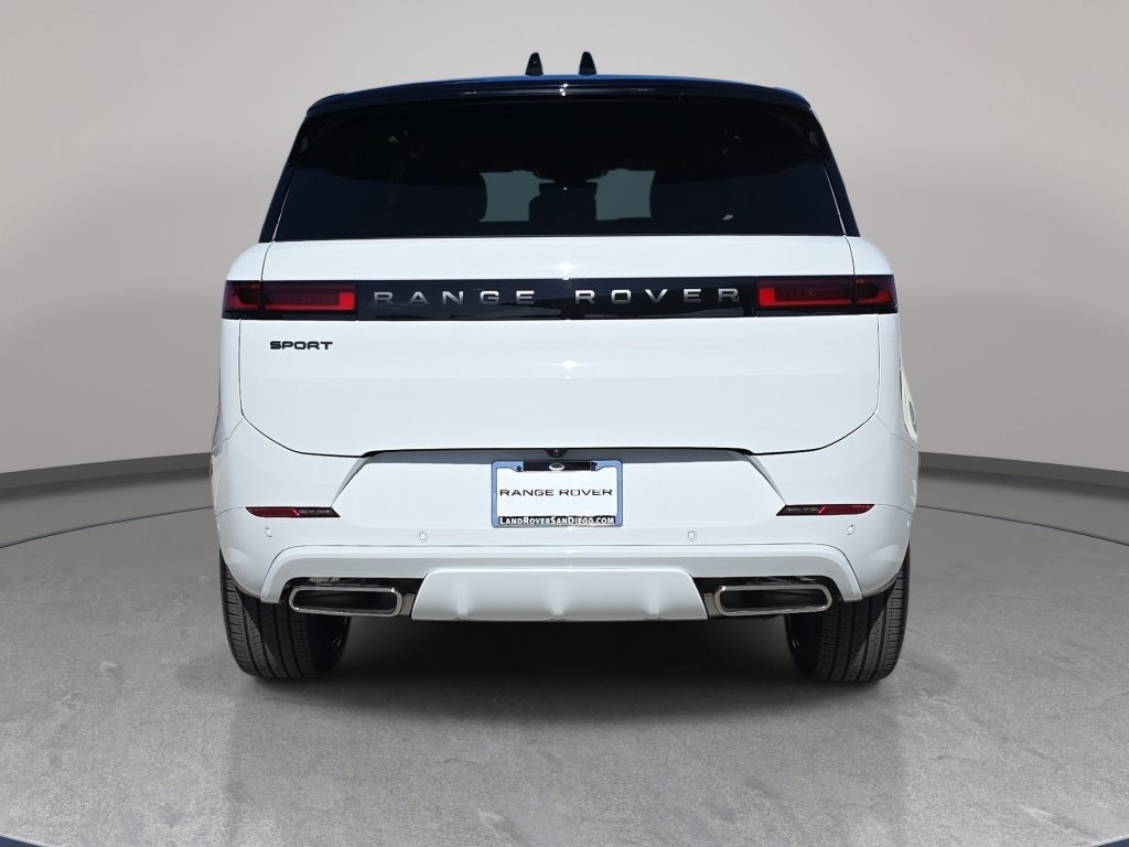 New 2027 Land Rover Range Rover Sport Dynamic SE AWD/4WD image 6