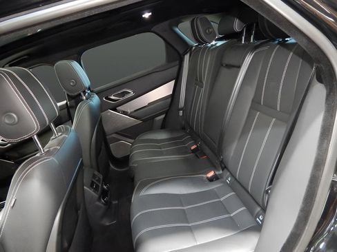 Used 2021 Land Rover Range Rover Velar R-Dynamic S image 31