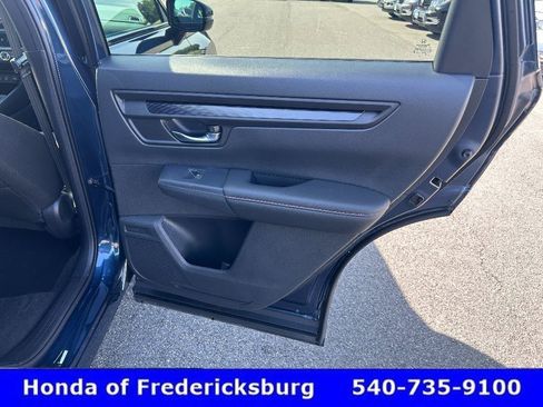 Used 2026 Honda CR-V Sport image 14