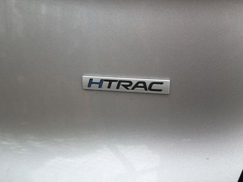 Used 2023 Hyundai Santa Fe SEL w/ Premium Package image 8