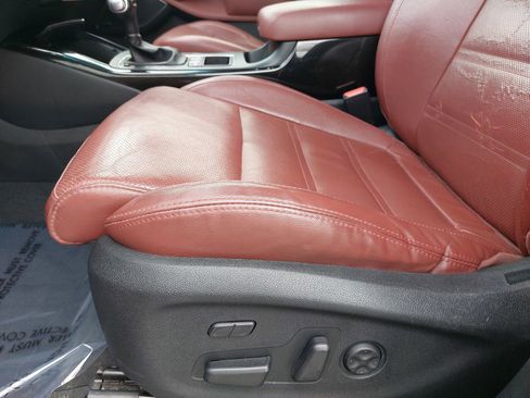 Used 2017 Kia Sorento SX image 31