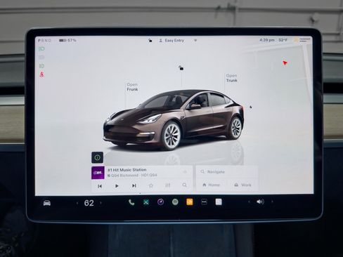 Used 2022 Tesla Model 3 Long Range image 9