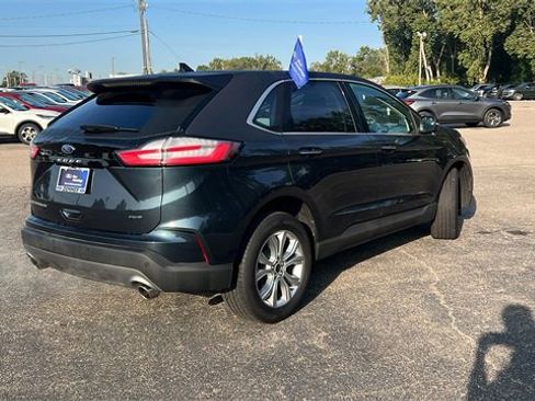 Certified 2024 Ford Edge Titanium image 4