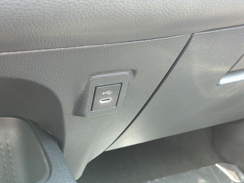 Used 2024 Toyota Corolla LE FWD image 29