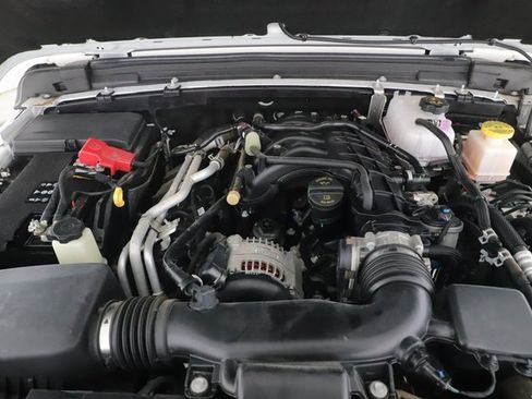 Used 2022 Jeep Gladiator Rubicon w/ Trailer Tow Package image 15