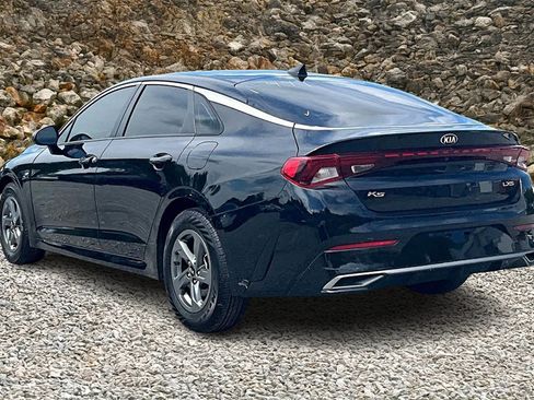 Used 2021 Kia K5 LXS image 10
