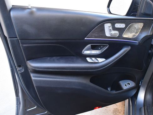 Used 2022 Mercedes-Benz GLE 350 4MATIC w/ AMG Line Exterior image 16