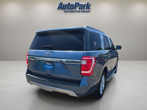 Certified 2018 Ford Expedition XLT w/ Equipment Group 202A RWD image 7