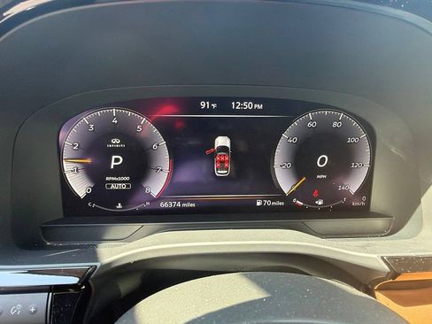 Used 2023 INFINITI QX60 Sensory w/ Vision Package AWD/4WD image 12