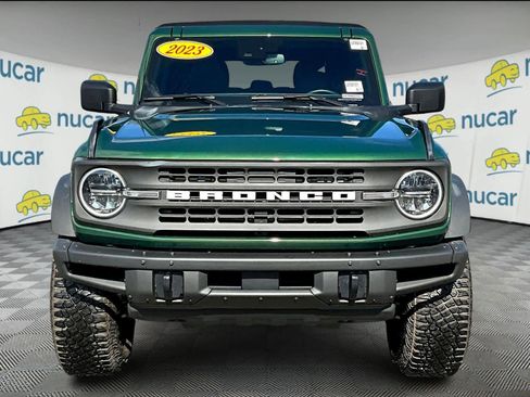 Used 2023 Ford Bronco Black Diamond w/ Sasquatch Package image 2