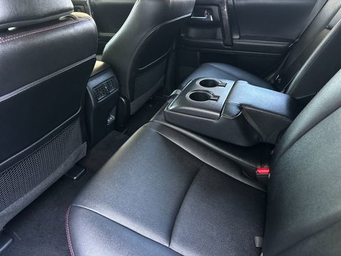 Used 2024 Toyota 4Runner TRD Off-Road Premium AWD/4WD image 11
