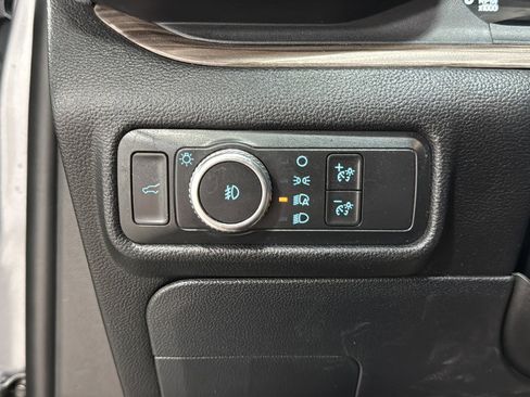 Used 2021 Ford Explorer Limited w/ Equipment Group 301A AWD/4WD image 20