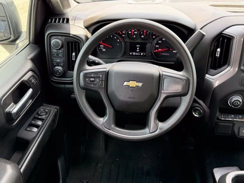 Used 2022 Chevrolet Silverado 1500 Custom AWD/4WD image 14