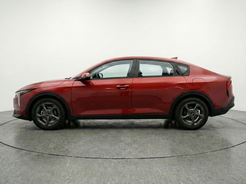 Used 2025 Kia K4 FWD image 5