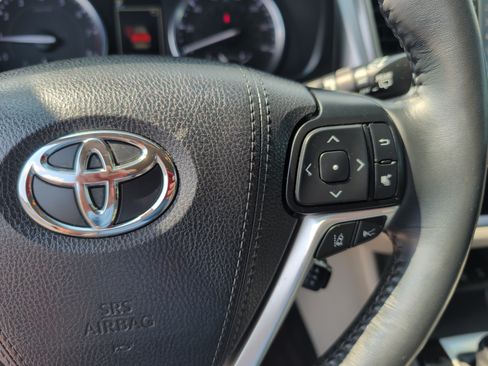 Used 2019 Toyota Highlander Limited AWD/4WD image 20