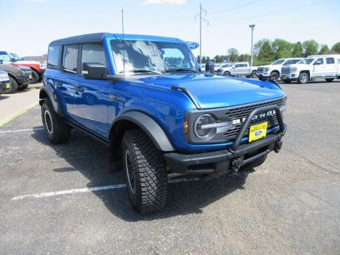 Used 2024 Ford Bronco Badlands AWD/4WD image 4